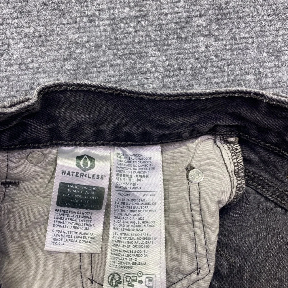 Levis 501 90s Premium Straight Leg Jeans Faded Black Button Fly Sz 28 Grunge